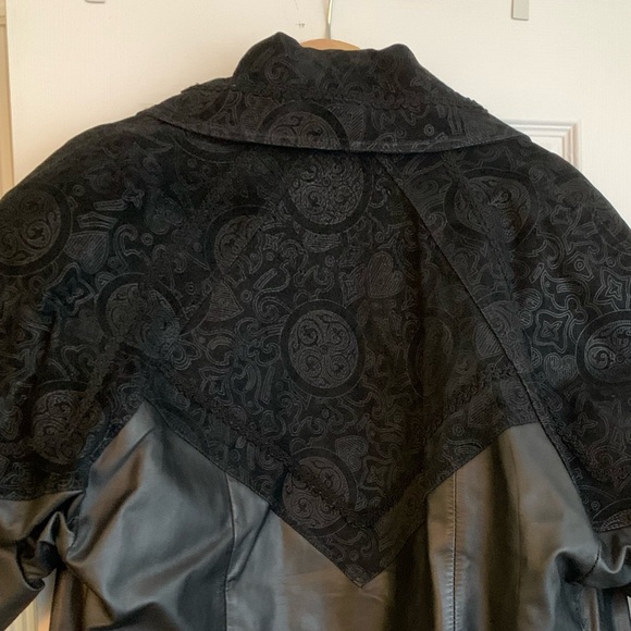 Vintage Long Leather Coat - Picture 6 of 7